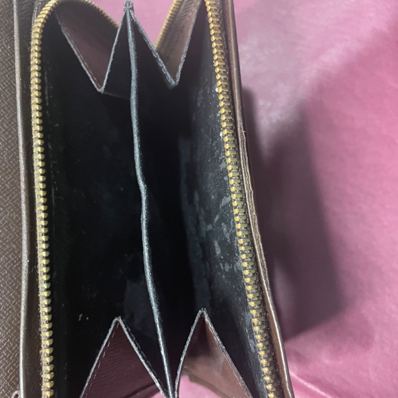 Louis Vuitton wallet - Picture 15 of 16